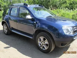 Blue Used 2017 Dacia Duster Lauréate SUV | £6,495 (Fair price)