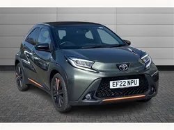 Cardamom green with black Used 2022 Toyota Aygo Edition Hatchback | £13,111 (Good price)