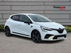 White Used 2023 Renault Clio V Engineered Hatchback | £15,995 (Fair price)