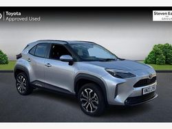 Used 2025 Toyota Yaris Hybrid Design Estate | £21,783 (Good price)