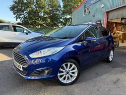 Blue Used 2015 Ford Fiesta Titanium Hatchback | £5,220 (Fair price)