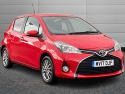 Chili red Used 2017 Toyota Yaris Hatchback | £9,595 (Fair price)