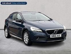 Blue Used 2016 Volvo V40 CC Pro Estate | £9,985 (Fair price)