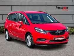Red Used 2017 Vauxhall Zafira Design Edition MPV | £7,194 (Fair price)