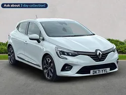 White Used 2022 Renault Clio V Version S Hatchback | £11,489 (Fair price)