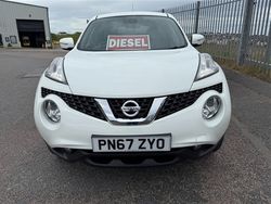 White Used 2017 Nissan Juke N-Connecta SUV | £7,495 (Fair price)