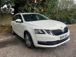 White Used 2019 Skoda Octavia SE Technology Estate | £9,695 (Fair price)