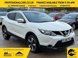 White Used 2016 Nissan Qashqai N-Connecta SUV | £6,999 (Fair price)