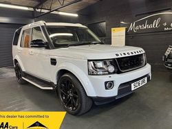 White Used 2016 Land Rover Discovery 4 Landmark SUV | £22,499 (A bit pricey)