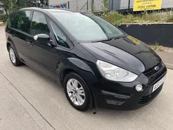 Black Used 2013 Ford S-MAX Zetec MPV | £2,995 (Good price)