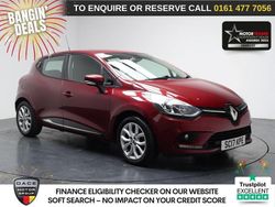 Red Used 2017 Renault Clio IV Dynamique Hatchback | £6,480 (Fair price)
