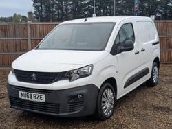 White Used 2020 Peugeot Partner Van | £6,800 (Good price)