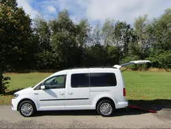 Blue Used 2020 VW Caddy Maxi Life Life MPV | £17,495 (Fair price)