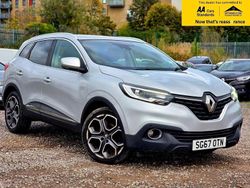 Silver Used 2017 Renault Kadjar Dynamique SUV | £8,788 (Fair price)