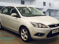 Silver Used 2010 Ford Focus Zetec Hatchback | £2,950 (Fair price)