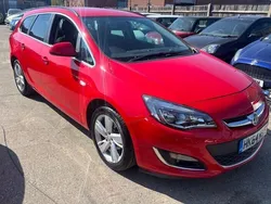 Red Used 2015 Vauxhall Astra SRi Estate | £4,695 (Good price)
