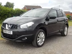 Black Used 2013 Nissan Qashqai 360º SUV | £2,995 (Good price)