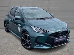 Forest green Used 2025 Toyota Yaris Hybrid Hatchback | £24,995 (Expensive)