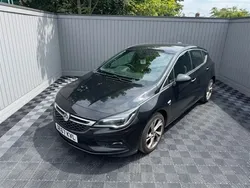 Black Used 2017 Vauxhall Astra SRi Hatchback | £7,000 (Fair price)