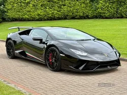 Black Used 2018 Lamborghini Huracán Coupe | £176,995 (Expensive)