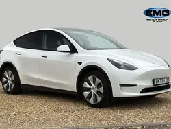 White Used 2022 Tesla Model Y Long Range AWD SUV | £26,995 (Fair price)