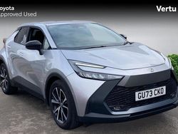 Used 2025 Toyota C-HR Design SUV | £25,928 (Fair price)