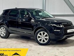 Used 2017 Land Rover Range Rover evoque SE Hatchback | £14,795 (Fair price)