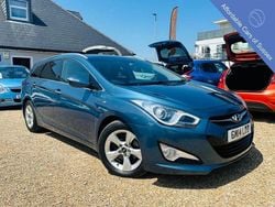 Blue Used 2014 Hyundai i40 Premium Estate | £7,995 (Expensive)