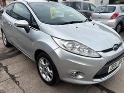 Silver Used 2012 Ford Fiesta Zetec Hatchback | £2,495 (Fair price)