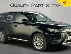 Black Used 2021 Mitsubishi Outlander P-HEV Estate | £17,700 (Fair price)