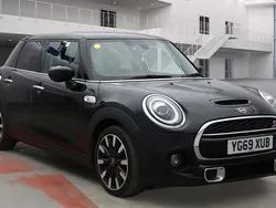 Black Used 2019 Mini Cooper S Exclusive Hatchback | £17,700 (Fair price)
