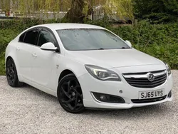 White Used 2015 Vauxhall Insignia SRi Hatchback | £4,495