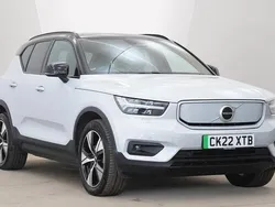 Silver Used 2022 Volvo XC40 Plus SUV | £22,076 (Fair price)