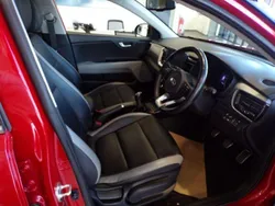 Red Used 2019 Kia Stonic 4 SUV | £11,999 (Fair price)