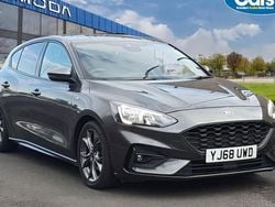 Used 2020 Ford Focus ST-Line Hatchback | £9,975 (Good price)