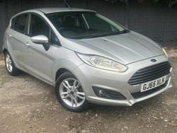 Silver Used 2015 Ford Fiesta Zetec Hatchback | £4,995 (Good price)