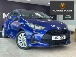 Blue Used 2021 Toyota Yaris Hybrid Hatchback | £13,990 (Good price)