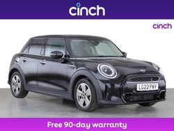 Black Used 2022 Mini Cooper S Classic Hatchback | £16,499 (Good price)