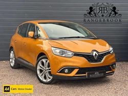 Yellow Used 2018 Renault Scénic IV Dynamique MPV | £8,999 (Fair price)