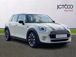 White Used 2019 Mini Cooper Exclusive Hatchback | £15,147 (Fair price)