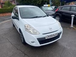 White Used 2009 Renault Clio II Extreme Hatchback | £1,995 (Fair price)