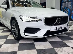 Used 2022 Volvo V60 Momentum Estate | £22,500 (Fair price)