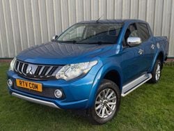 Blue Used 2019 Mitsubishi L200 Pickup | £11,491 (Super price)