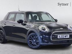 Black Used 2022 Mini Cooper Classic Hatchback | £19,750 (Fair price)