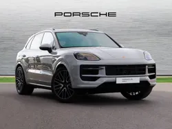 Crayon New 2025 Porsche Cayenne S SUV | £107,990