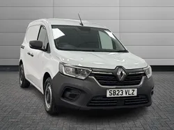 Mineral white Used 2023 Renault Kangoo MPV | £12,495 (Fair price)