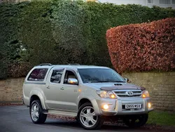 Silver Used 2005 Toyota HiLux Pickup | £7,999 (Fair price)