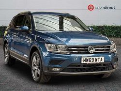 Blue Used 2019 VW Tiguan Allspace Match SUV | £20,800 (Fair price)