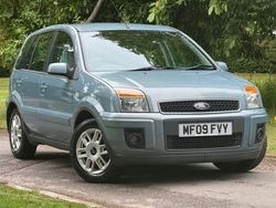 Silver Used 2009 Ford Fusion Zetec Hatchback | £3,295 (Fair price)