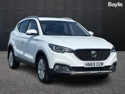 White Used 2019 MG ZS Excite Sedan | £11,404 (Fair price)